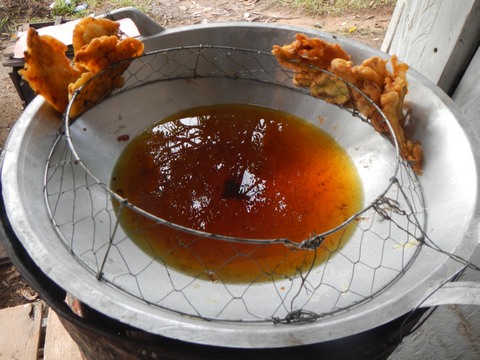 Some people make do with the simplest of cooking vessels without considering the dangers