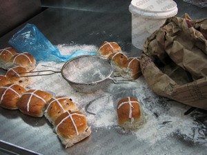 Creating a world record hot-cross bun - how hard can that be?